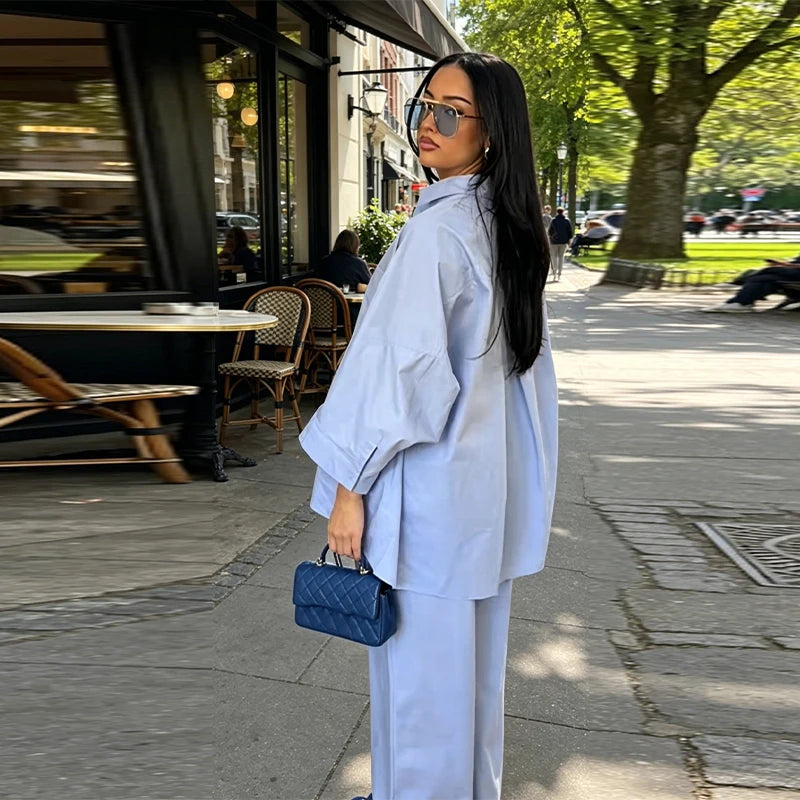 Conjunto oversize de camisa y pantalón ancho para mujer — Streetwear cómodo 2026