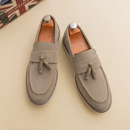 Mocasines con borlas para hombre — Cuero ante, zapatos de conducción cómodos y elegantes