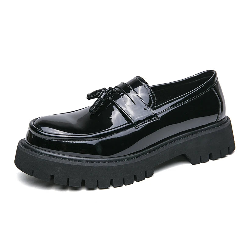 Zapatos de plataforma para hombre — Mocasines formales negros con suela gruesa, boda y oficina