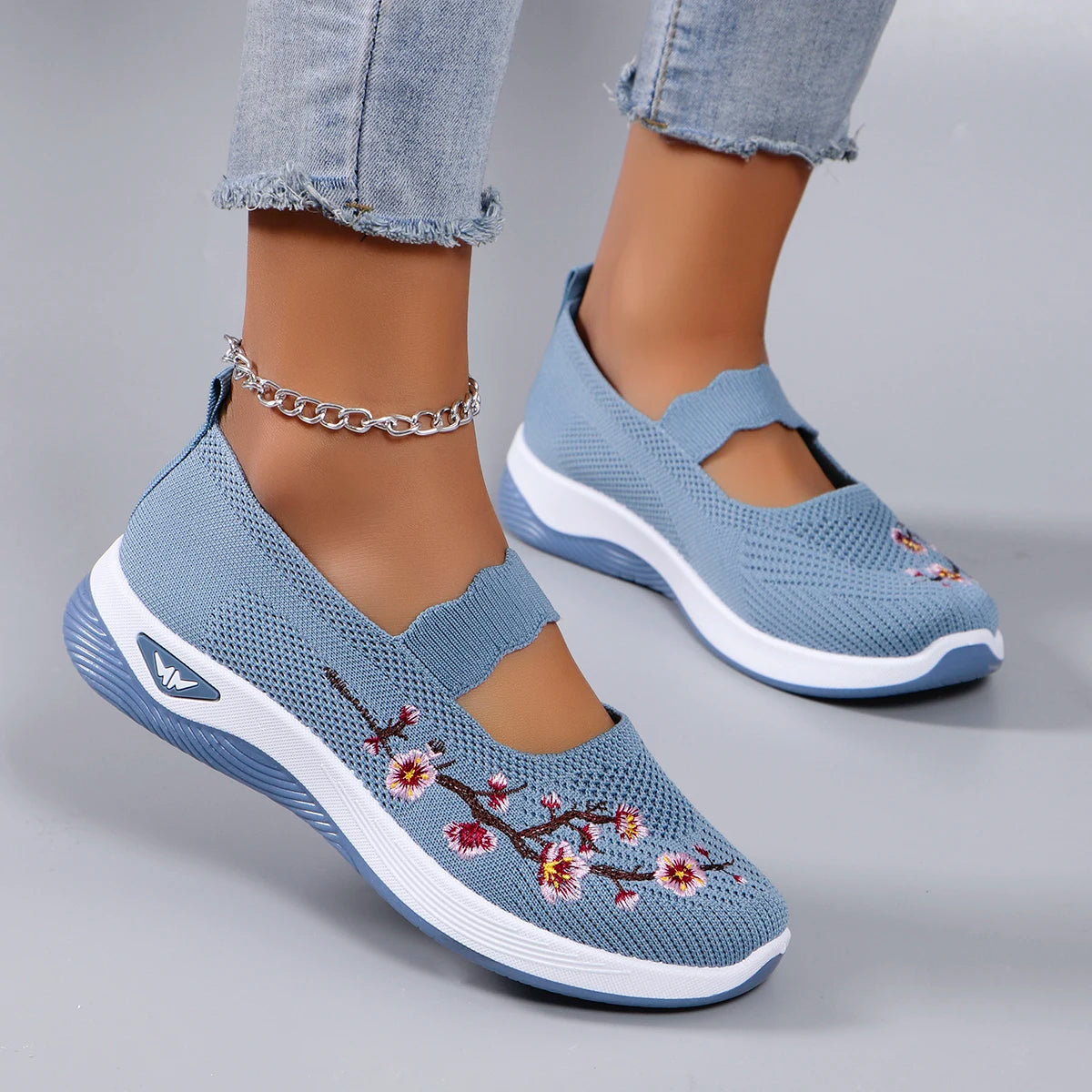 Zapatillas deportivas planas para mujer — Transpirables y cómodas, verano 2026