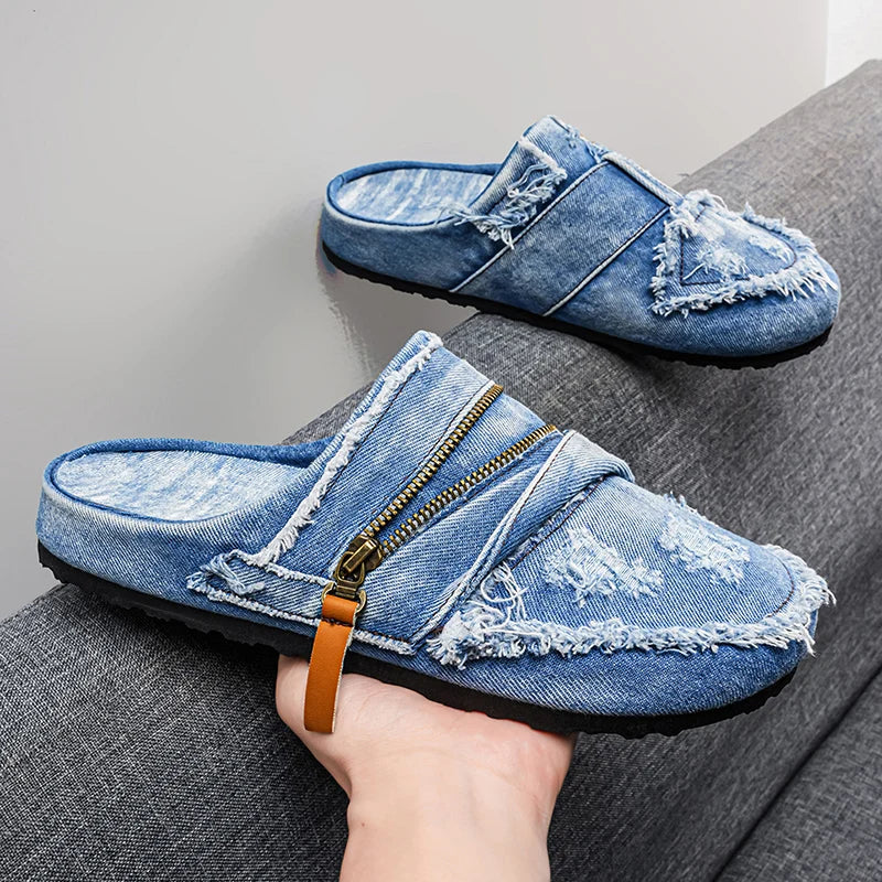 Sandalias de denim desgastado sin tira trasera — Estilo urbano street fashion 2026