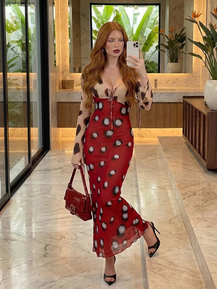 Vestido midi con abertura lateral y estampado de puntos — Mujer Y2K verano 2026